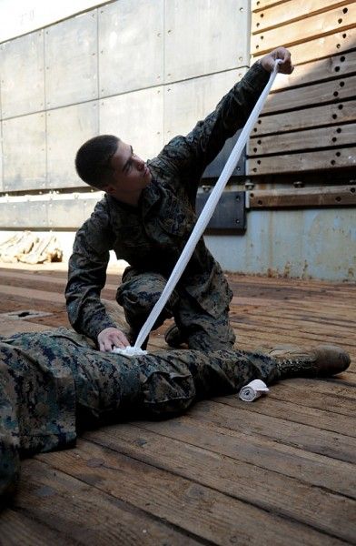 QuikClot кровоостанавливающий бинт Combat Gauze Z-Fold 7,5см/3,7см