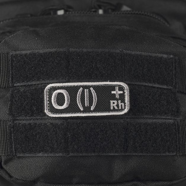 M-Tac нашивка группа крови O(I) Rh+ черно-серая