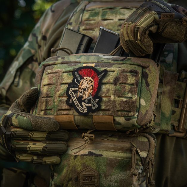 M-Tac нашивка шлем Vivere Est Militare (вышивка)